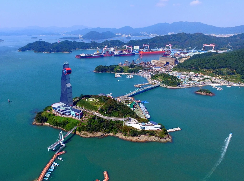 昌原港湾航拍 — 昌原塔与造船业基地